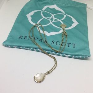 Kiri Mother of Pearl Necklace ❤ 100% authentic